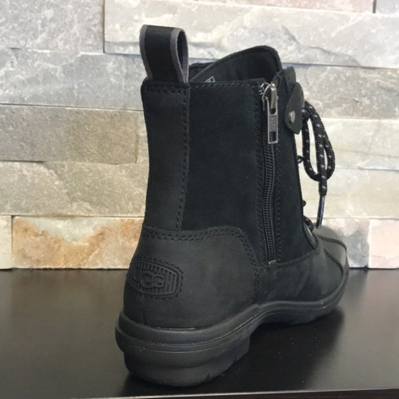 🎁  UGG Women's Hapsburg Duck Fashion Boot - Picture 9 of 10